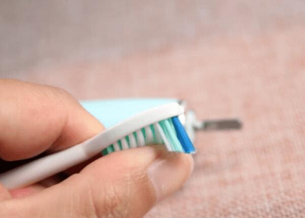 如何挑選一款好的電動(dòng)牙刷？挑選優(yōu)質(zhì)電動(dòng)牙刷的三大禁忌