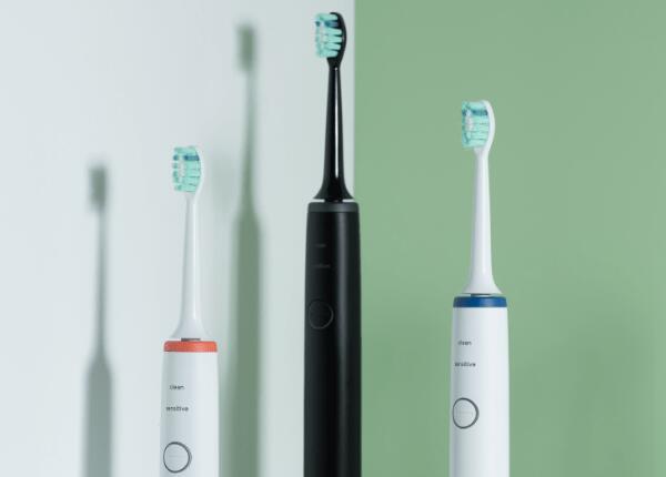 電動(dòng)牙刷手動(dòng)刷區(qū)別