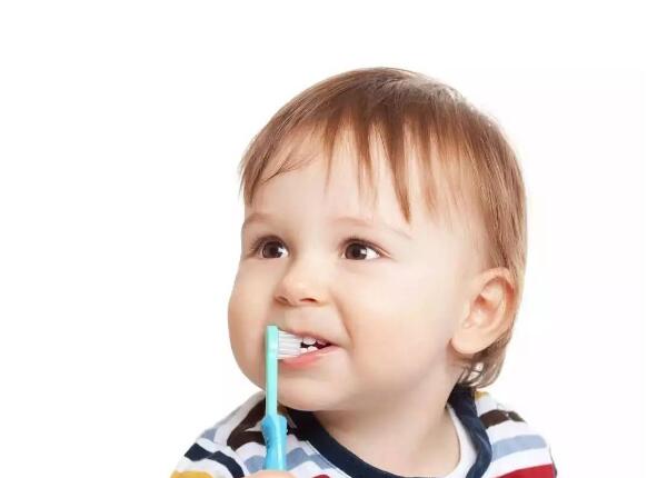 傳言：兒童使用電動牙刷有弊端！真相究竟是什么？