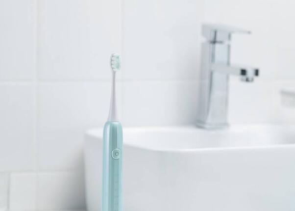 牙齒敏感能用電動牙刷嗎？敏感牙齒電動牙刷選擇