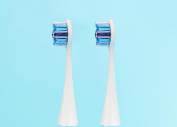 刷博士聲波電動(dòng)牙刷刷頭廠(chǎng)家教你一招，輕松選對(duì)刷頭