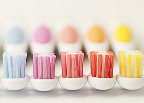 電動(dòng)牙刷好還是手動(dòng)牙刷好 電動(dòng)牙刷好還是手動(dòng)牙刷好