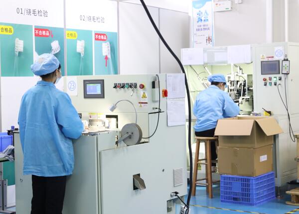 電動(dòng)牙刷生產(chǎn)商廠(chǎng)家生產(chǎn)設(shè)備 刷博士電動(dòng)牙刷生產(chǎn)商廠(chǎng)家工廠(chǎng)設(shè)備