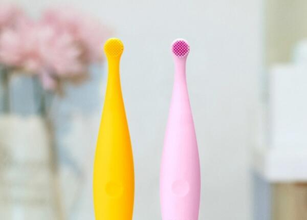 如何挑選兒童電動(dòng)牙刷？為孩子選擇適合電動(dòng)牙刷的幾大要點(diǎn)