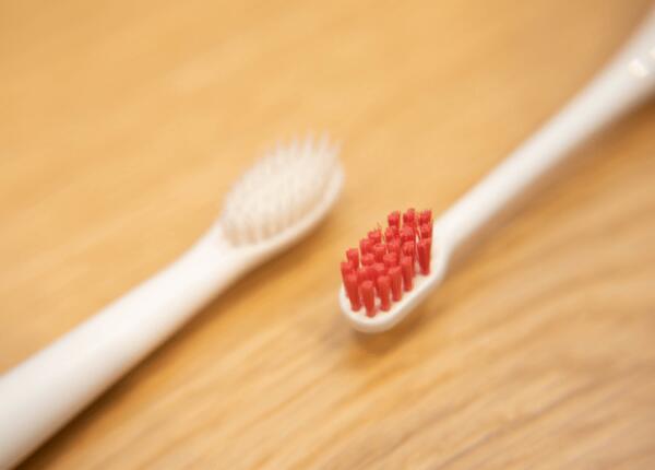 用手動牙刷出血怎么辦？告別牙齦出血小妙招