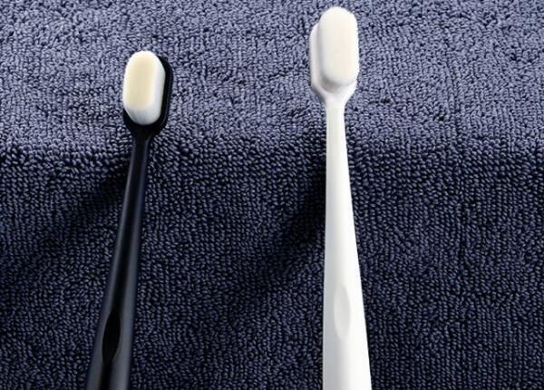 成人超細(xì)毛牙刷好用嗎？超細(xì)毛牙刷讓牙齒洗得徹底！