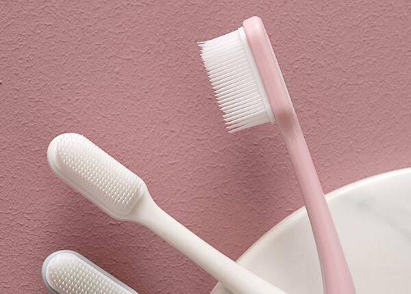 成人超細(xì)毛牙刷怎么用？成人牙刷的正確使用方法