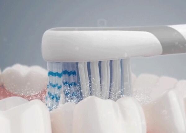 電動(dòng)牙刷和非原裝刷頭哪個(gè)好 電動(dòng)牙刷和非原裝刷頭哪個(gè)好