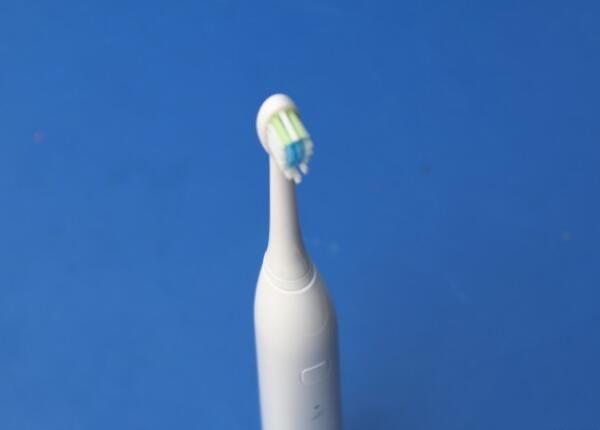 電動(dòng)牙刷與普通牙刷價(jià)格大揭秘！實(shí)力對(duì)比，誰能勝出？