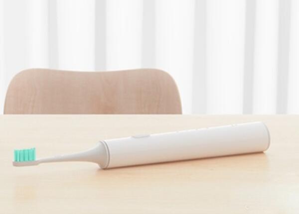 小米牙刷感應(yīng)式充電怎么用？感應(yīng)式小米牙刷充電指南