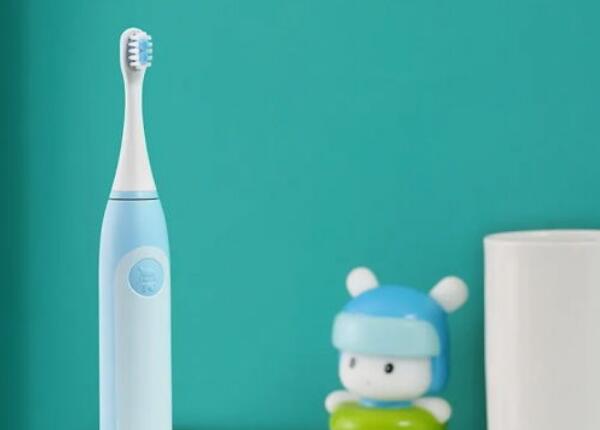 牙刷使用介紹：兒童電動(dòng)牙刷第一次使用如何操作？