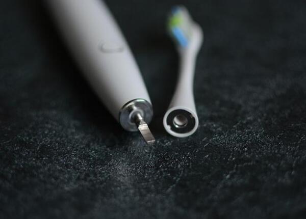 怎么樣使用小米電動(dòng)牙刷？小米電動(dòng)牙刷使用正確方法分享