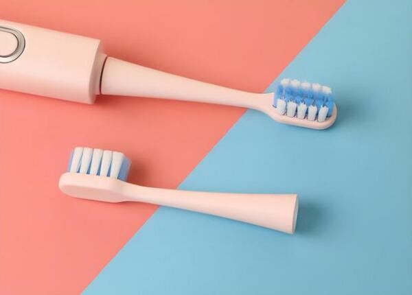 電動牙刷如何替換刷頭通用？通用型刷頭替換方法解析