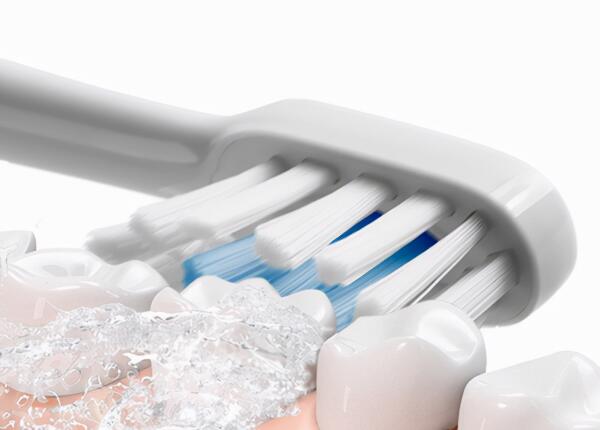 新入手電動牙刷怎么使用 牙刷正確使用指南