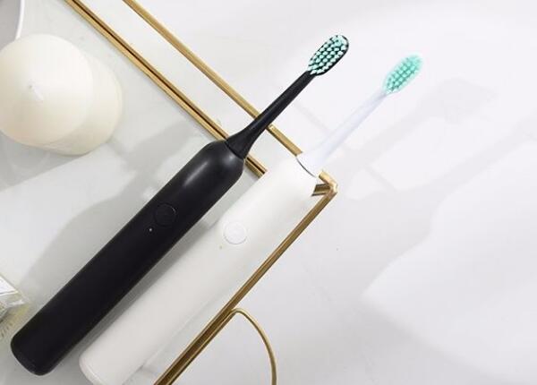 硅膠磁懸浮電動(dòng)牙刷好用嗎？這款電動(dòng)牙刷煥發(fā)你潔白笑容