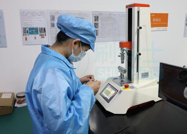 如何選擇適合自己的電動(dòng)牙刷OEM廠家？